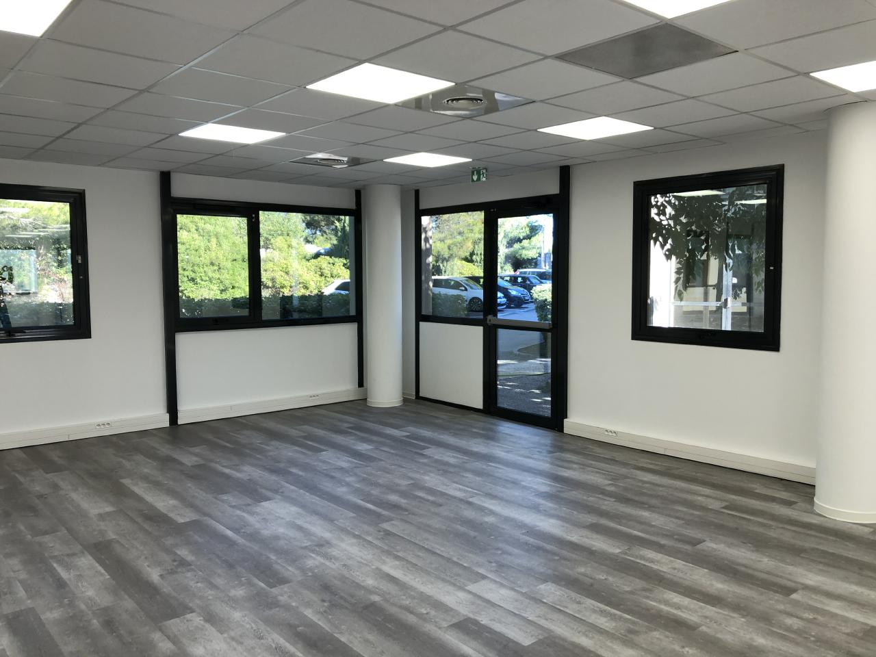 Bureau Aix-en-Provence 97m² Location bureau Aix-en-Provence Bouches-du-Rhône OLBUR2114976 10